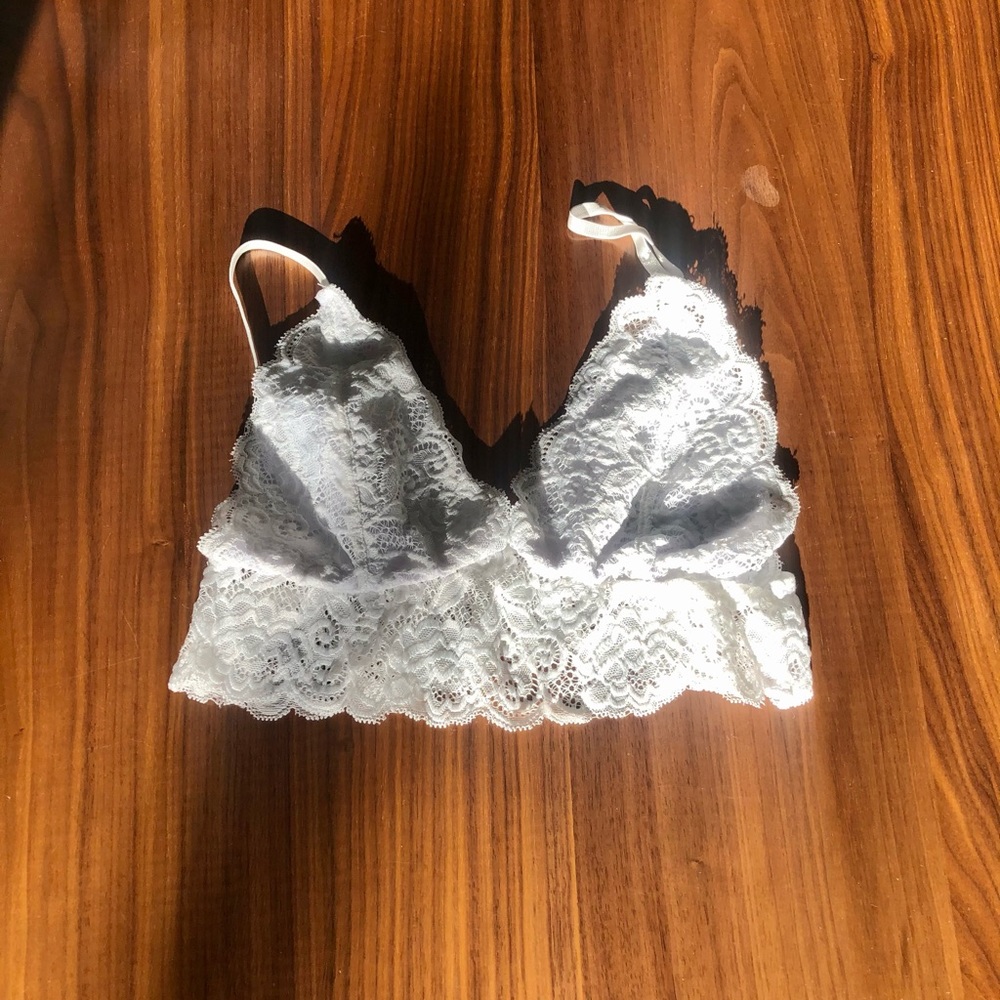 White lace bralette